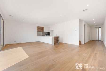 Spacious Home with Generous Backyard & Modern Comforts - Photo 2