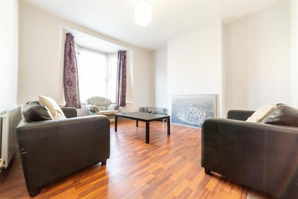 5 bedroom terraced house to rent - Photo 1