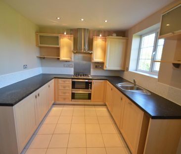 2 bedroom apartment to rent - Photo 3