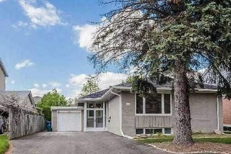 For Lease - 16 Urbandale Avenue Unit# BSMT, Toronto, Ontario - Photo 2