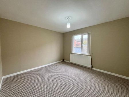 64 Silverstream Road, Belfast, BT14 8GG - Photo 2