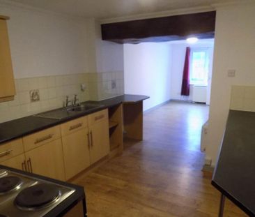 2 bedroom maisonette to rent - Photo 6