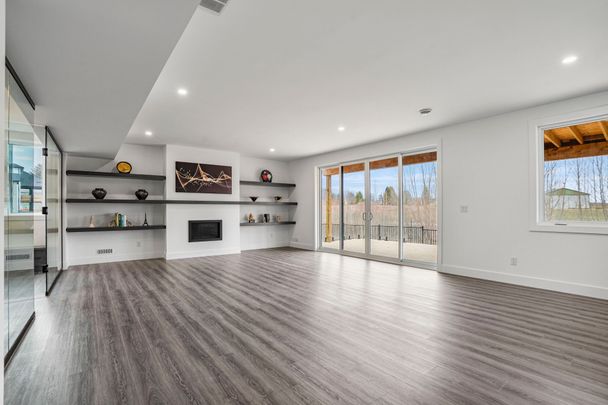 For Lease - 7128 Silver Creek Circle, London South, Ontario - Photo 1