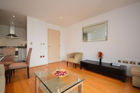 1 bedroom flat to rent - Photo 2