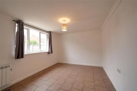 2 bedroom bungalow to rent - Photo 3