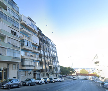 Apartamento T2 Mobilado e Equipado na Penha de França – Conforto e ... - Photo 2