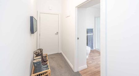 Bespoke apartment living - Photo 5