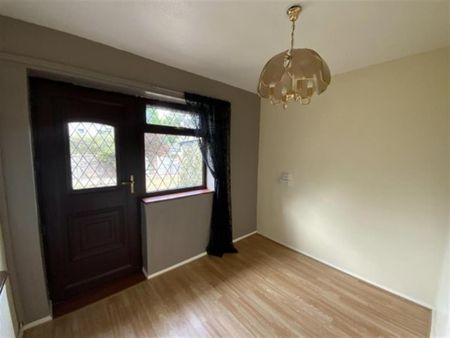 Brushes Road, Stalybridge, , SK15 3EF - Photo 3