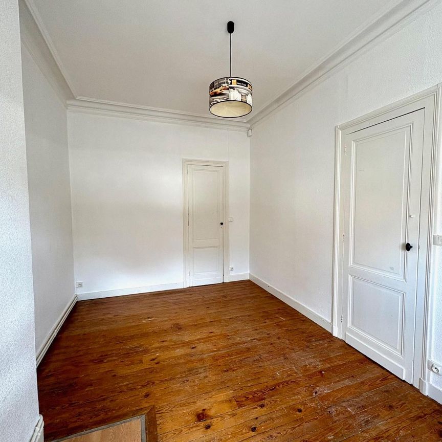 Location Appartement 4 pièces 94m² BORDEAUX 33000 - Photo 1