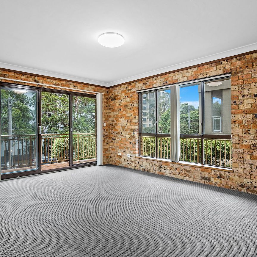 1/15 Edward Street, Wollongong. - Photo 1