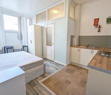 Studio to rent - Photo 6