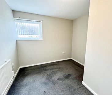 Fife Street, Deckham, Gateshead - Photo 3