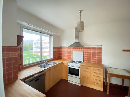 Location Appartement 5 pièces 130m² MONT ST AIGNAN 76130 - Photo 4