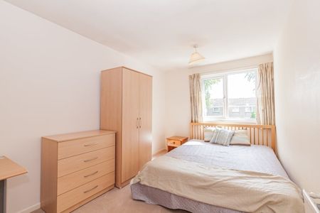 John Snow Place, Headington - Photo 3