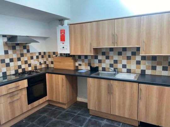 Apartment, Radnor Court, Heath End Road, Nuneaton, CV10 - Photo 1