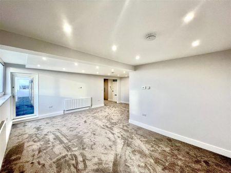 4 bedroom penthouse to rent - Photo 5