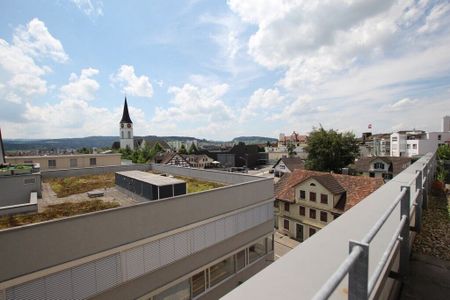 Schöne Attikawohnung im Zentrum der Stadt Wil mit Weitsicht! - Photo 3
