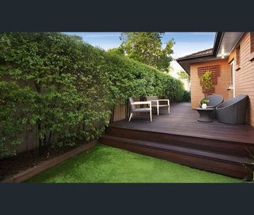 Hidden Gem in Fantastic Bayside Locale - Photo 5