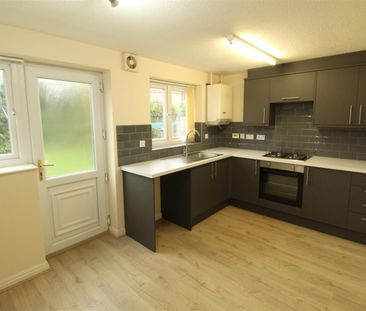 3 bedroom House To Let - Photo 6