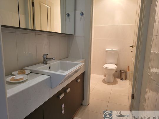 2 / 18 Hansworth Street, Mulgrave - Photo 1