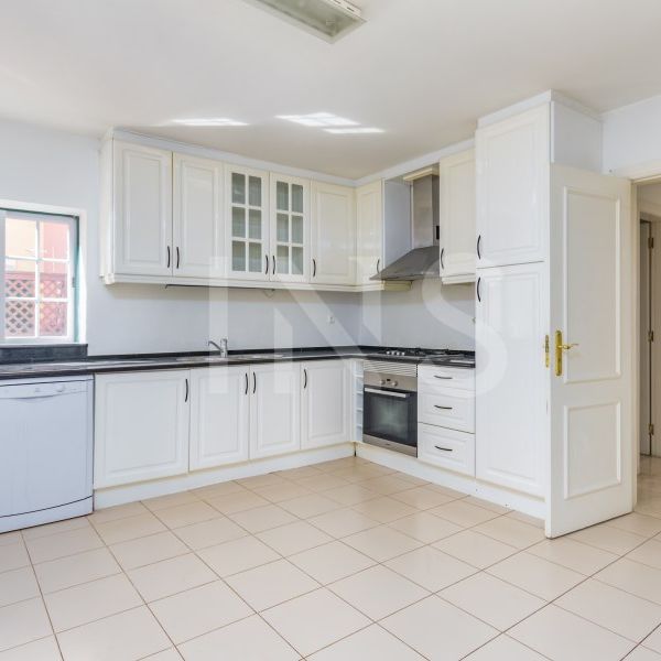 Apartamento T5 em Lisboa - Photo 1