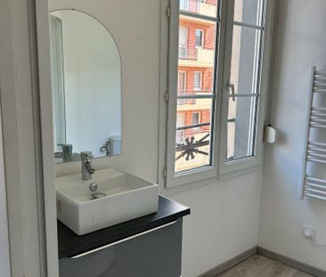 Location Appartement 1 pièce 39m² ROUEN 76100 - Photo 3
