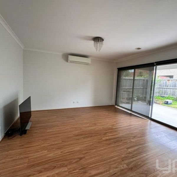 Perfect Family Home in Upper Point Cook! - Photo 1