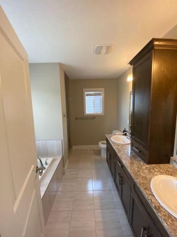 For Lease - 164 Bradshaw Drive, Stratford, Ontario - Photo 2