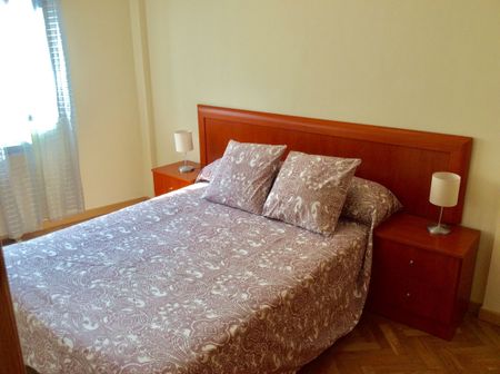 Piso de alquiler en Calle de las Almortas, 32, Valdeacederas - Photo 5