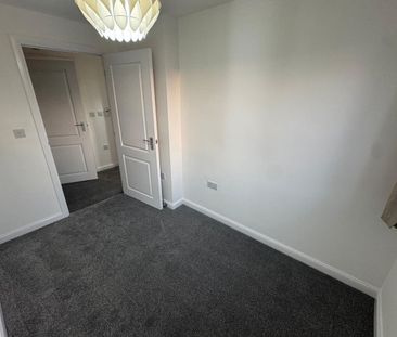 Golden Orchard, Halesowen, West Midlands - Photo 4