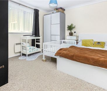 Staines Road West, Sunbury-on-Thames, Surrey, TW16 7BA - Photo 2