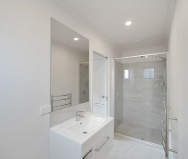 Near-New Stylish Townhouses - Photo 2