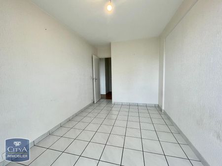 Location Appartement 3 pièces 75m² LYON 8ème - Photo 5