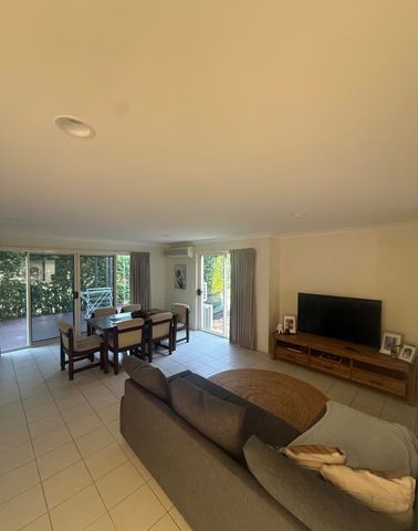 Robina - Photo 2