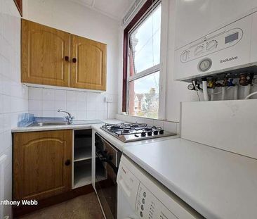 Park Avenue, Palmers Green, N13 - Photo 4