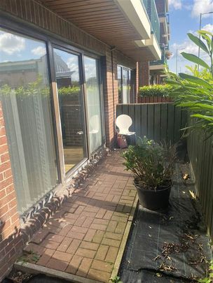 8 Balmoral Court, Finaghy, Belfast, BT9 7GR - Photo 1