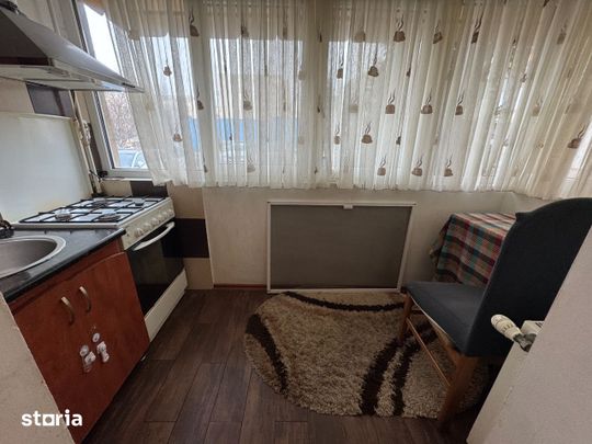 Chirie Apartament 4 camere Mioveni, parter, 2 bai, balcon, Robea - Fotografie 1
