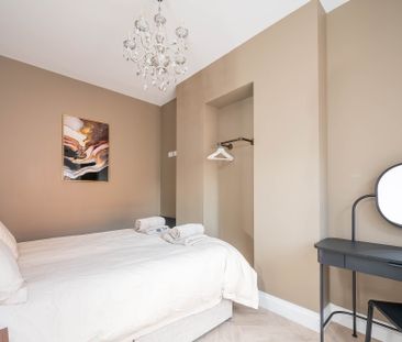 Apt 5, 15 Malone Road, Belfast, BT9 6RT - Photo 1