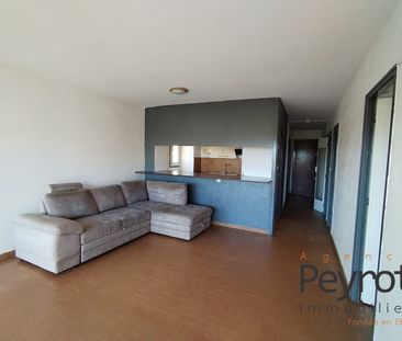 Location Appartement 3 pièces 55m² ST CYPRIEN 66750 - Photo 2