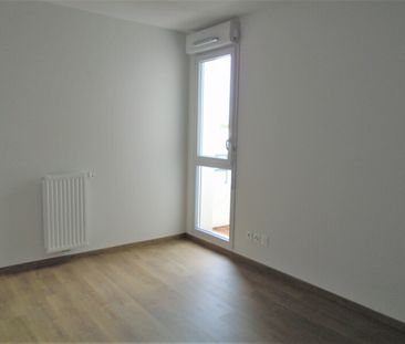 Location Appartement 2 pièces 42m² ST ANDRE DE CUBZAC 33240 - Photo 6