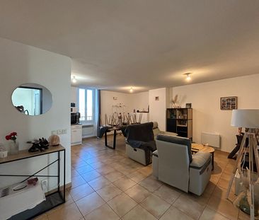 Location Appartement 3 pièces 61m² - Photo 1