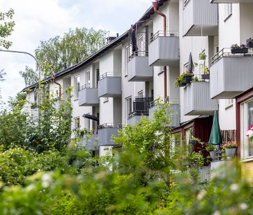 Mosstenabacken 12, Bandhagen - Photo 1