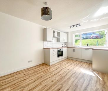 3 bedroom terraced house to rent - Photo 6