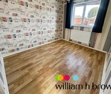 High Street, Colchester, West Mersea - Photo 2