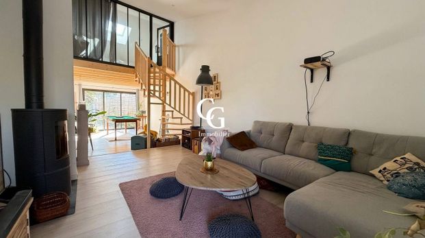 Location Maison 6 pièces 159m² VIEILLEVIGNE 44116 - Photo 1