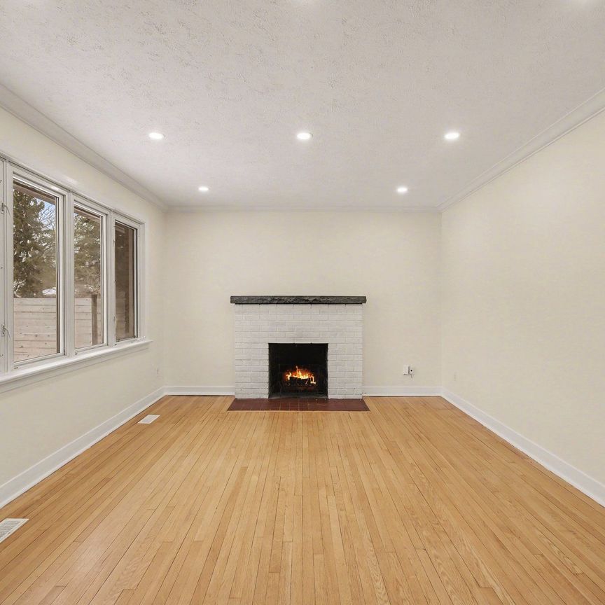 For Lease - 1299 Evans Boulevard, Alta Vista and Area, Ontario - Photo 1
