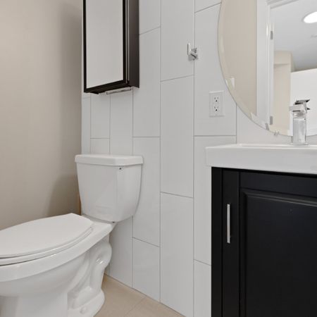 68 Sweetland Avenue - 3C - Photo 4