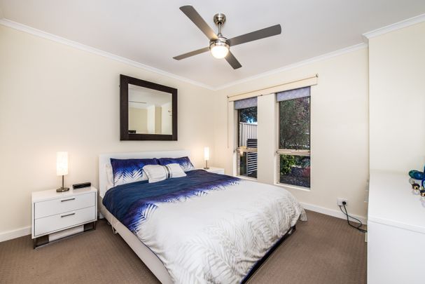 10 Raphael Cresent, Morphett Vale SA 5162 - House For Rent | Domain - Photo 1