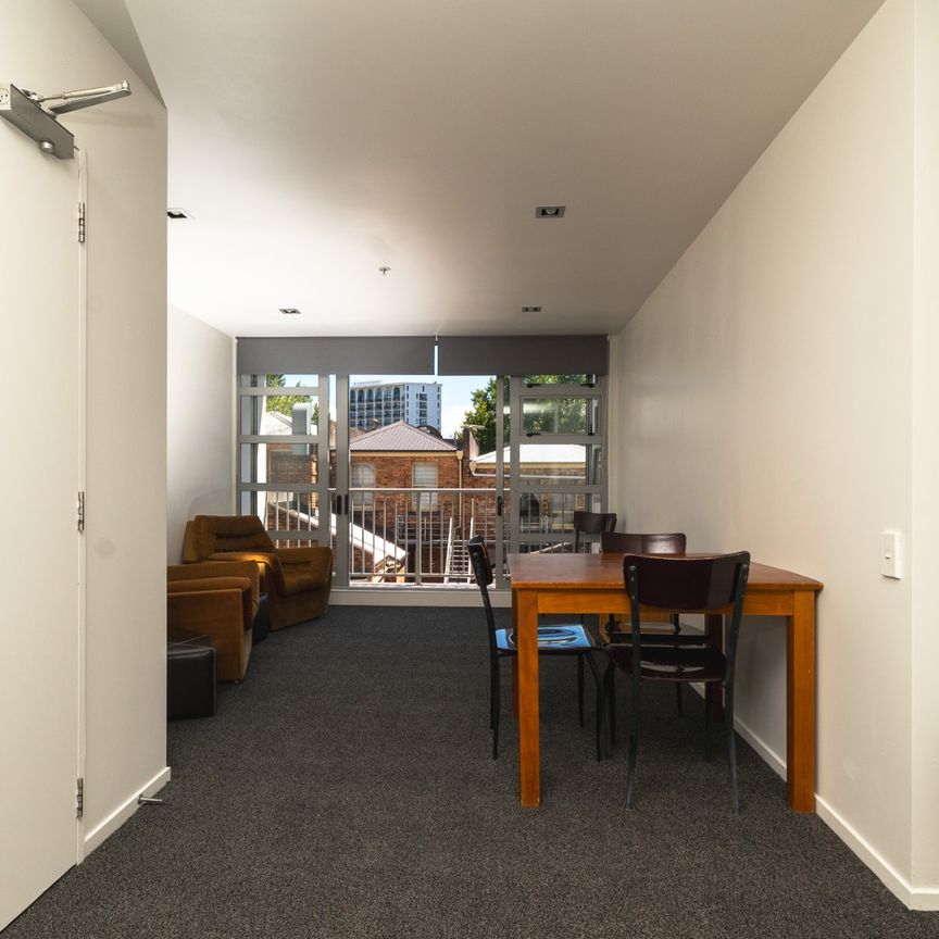 Fully Furnished Two Bedroom - Photo 1