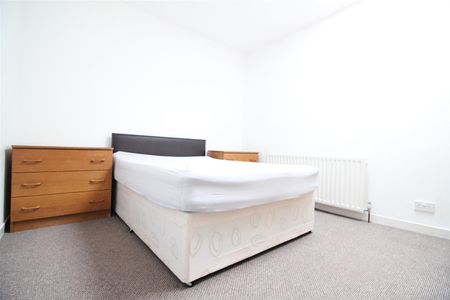 Pole Hill Road, Uxbridge - Photo 2